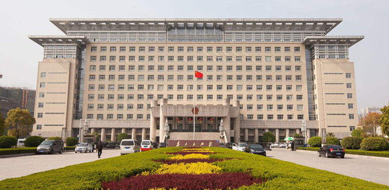 構(gòu)建現(xiàn)代化的應(yīng)用，優(yōu)化IT資源